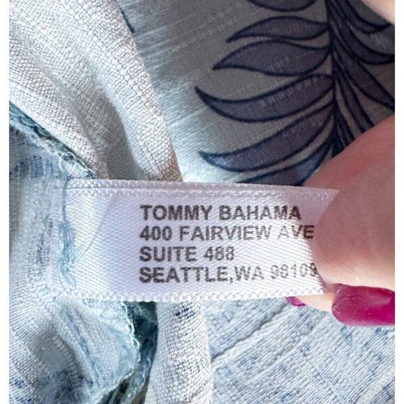 Tommy Bahama Men's Sz M Light Blue Surf Surfing Woodie Short Sleeve Button Shirt - Picture 8 of 13